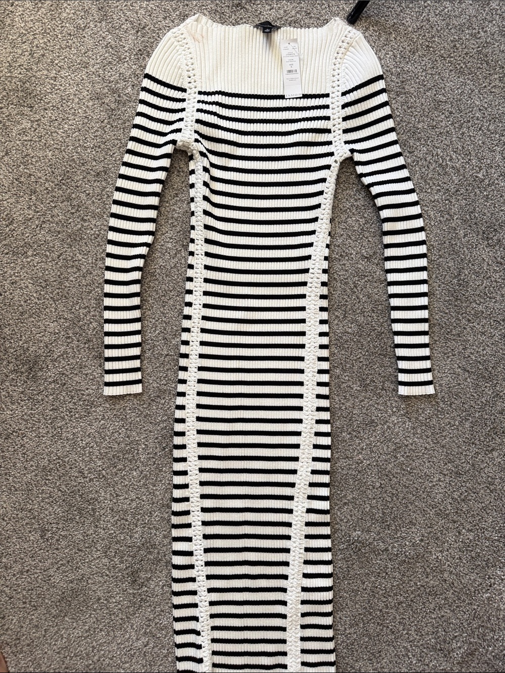White House Black Market Black & White Ribbed Long Sleeve Midi Dress
